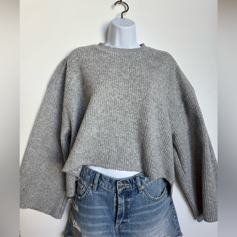 Topshop Light Gray Textured Knit Top - Picture 8 of 15